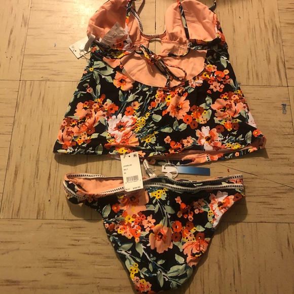 Lucky Brand Separates Swimsuit ( Top& Bottom) - Picture 8 of 8